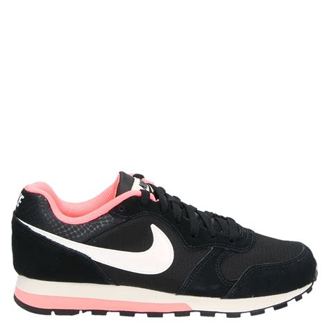 Nike MD Runner 2 mesh sneakers Dames Zwart 